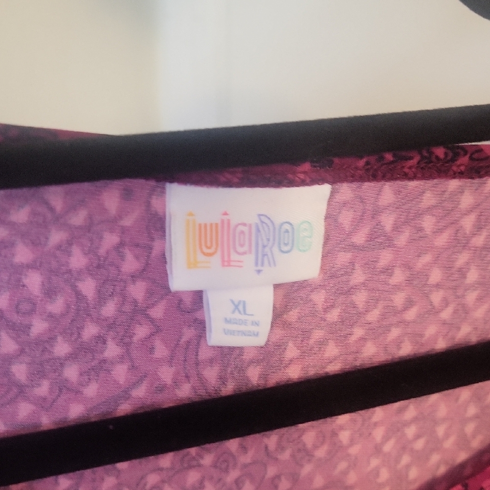 Lularoe Purple Patterned Top Ptp 27" - Picture 3 of 4